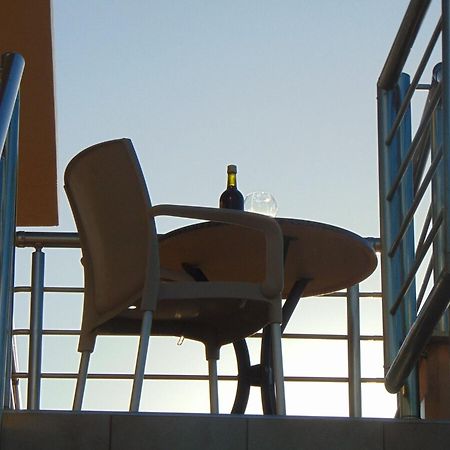 Comfy Beachfront Litinas Casa With Seaview Chania  Buitenkant foto
